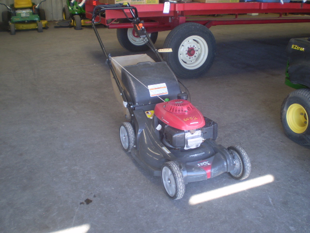 Honda HRX 217 mower